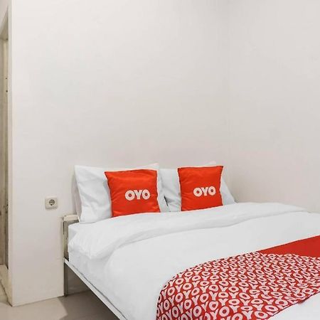 Hotel OYO 91074 Stariez Senen Syariah Jakarta Exterior foto