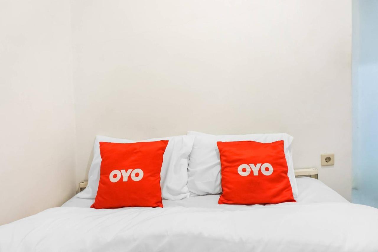 Hotel OYO 91074 Stariez Senen Syariah Jakarta Exterior foto